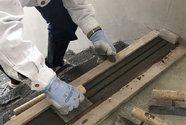 施工中