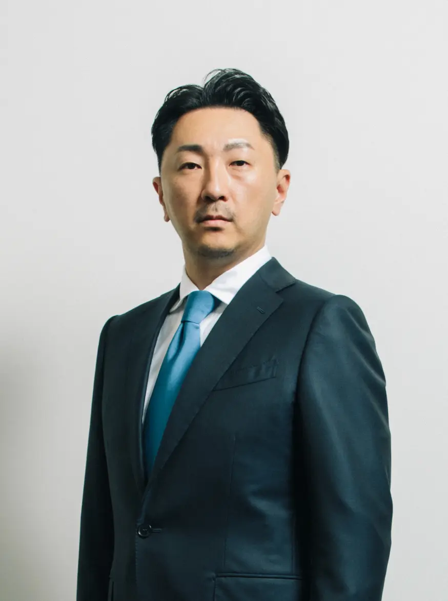 代表取締役社長 濵﨑 信