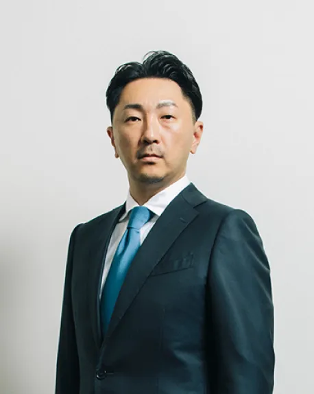 代表取締役社長 濵﨑 信
